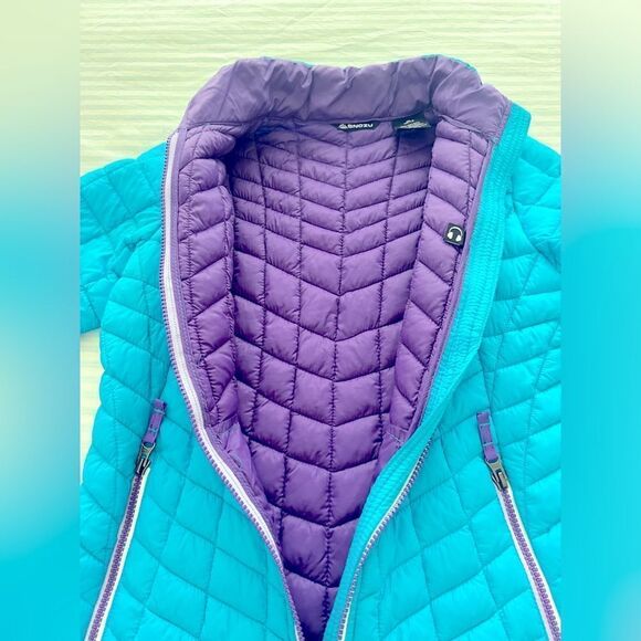 SNOZU Girls puffer jacket; Size Large (10-12)  perfect condition! - Picture 2 of 5
